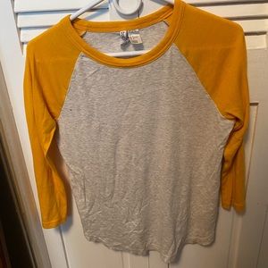 H&M mustard yellow baseball tee